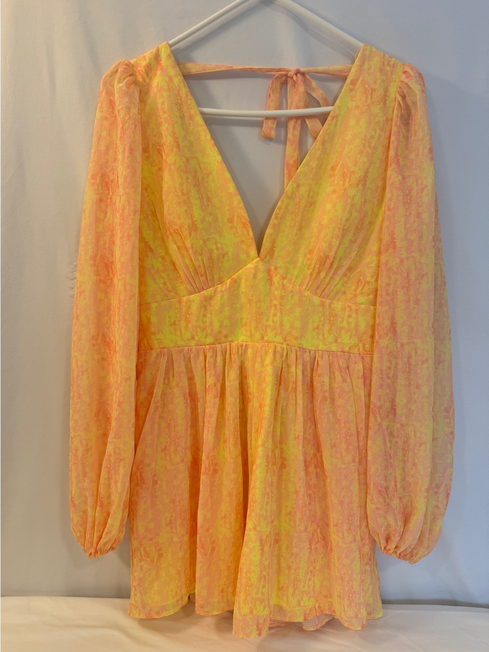 Pretty Lavish Balloon Sleeve Playsuit size 6